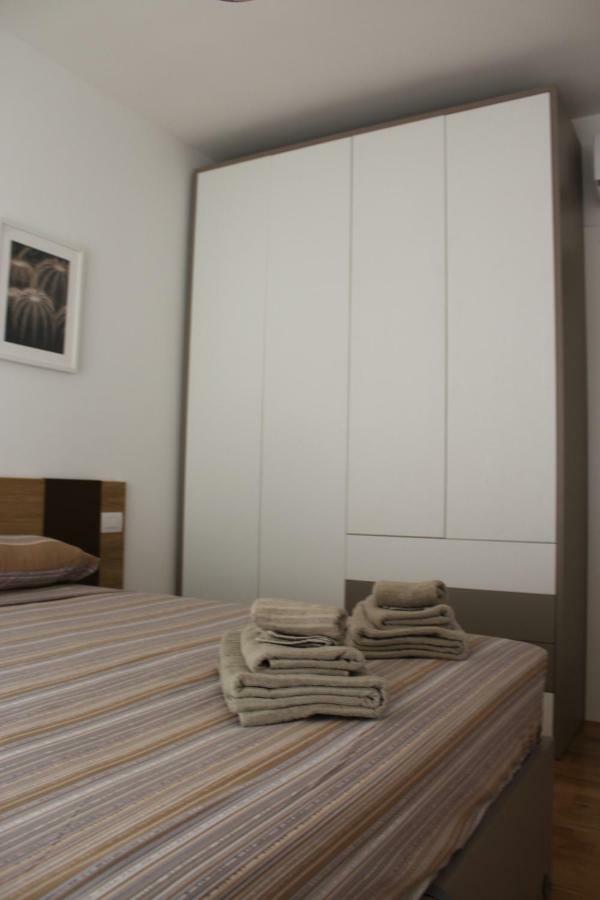 Appartamento Lucrezia โปลีญาโนอามาเร ภายนอก รูปภาพ